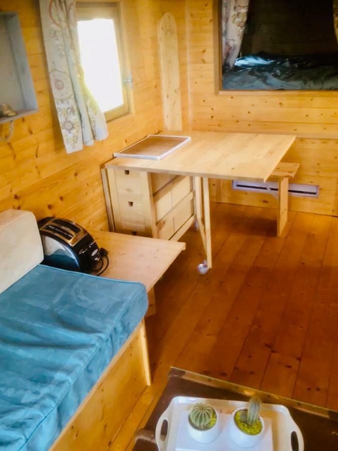 Millygite Chalet-On-Wheels By The River Esterno foto